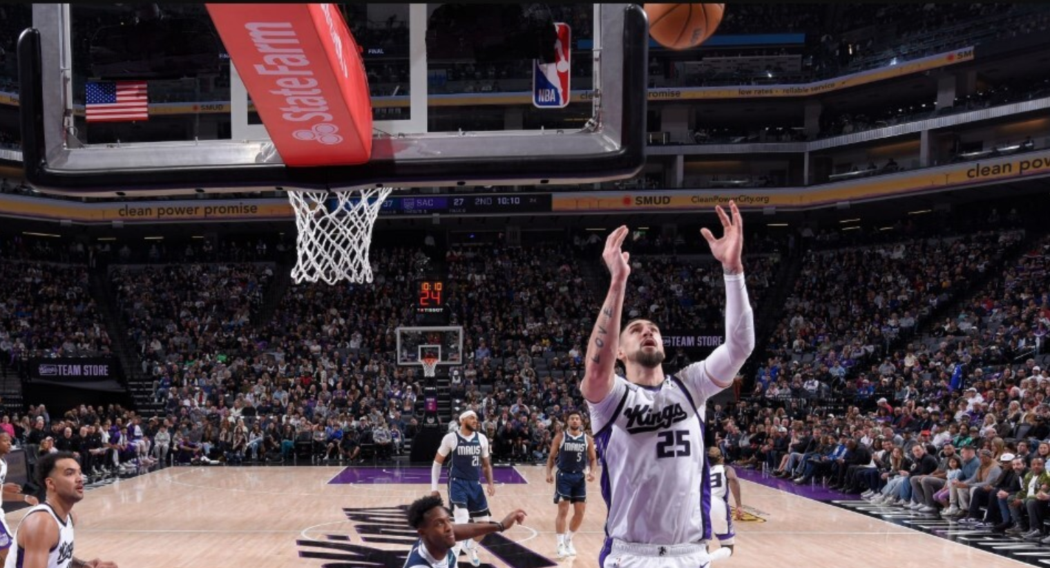 Сакраменто з Ленем переміг Даллас у регулярному чемпіонаті НБА